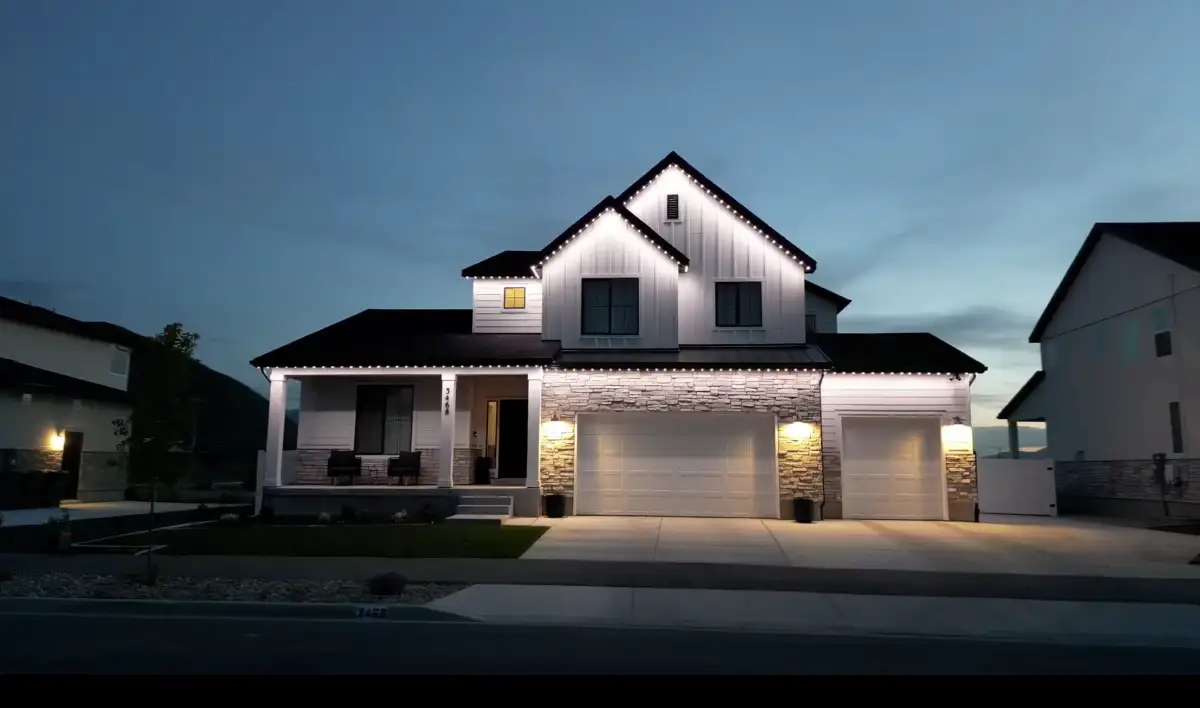 Security lighting illuminating a Camden SC home perimeter