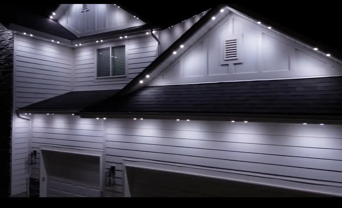 Smart app-controlled outdoor lighting system